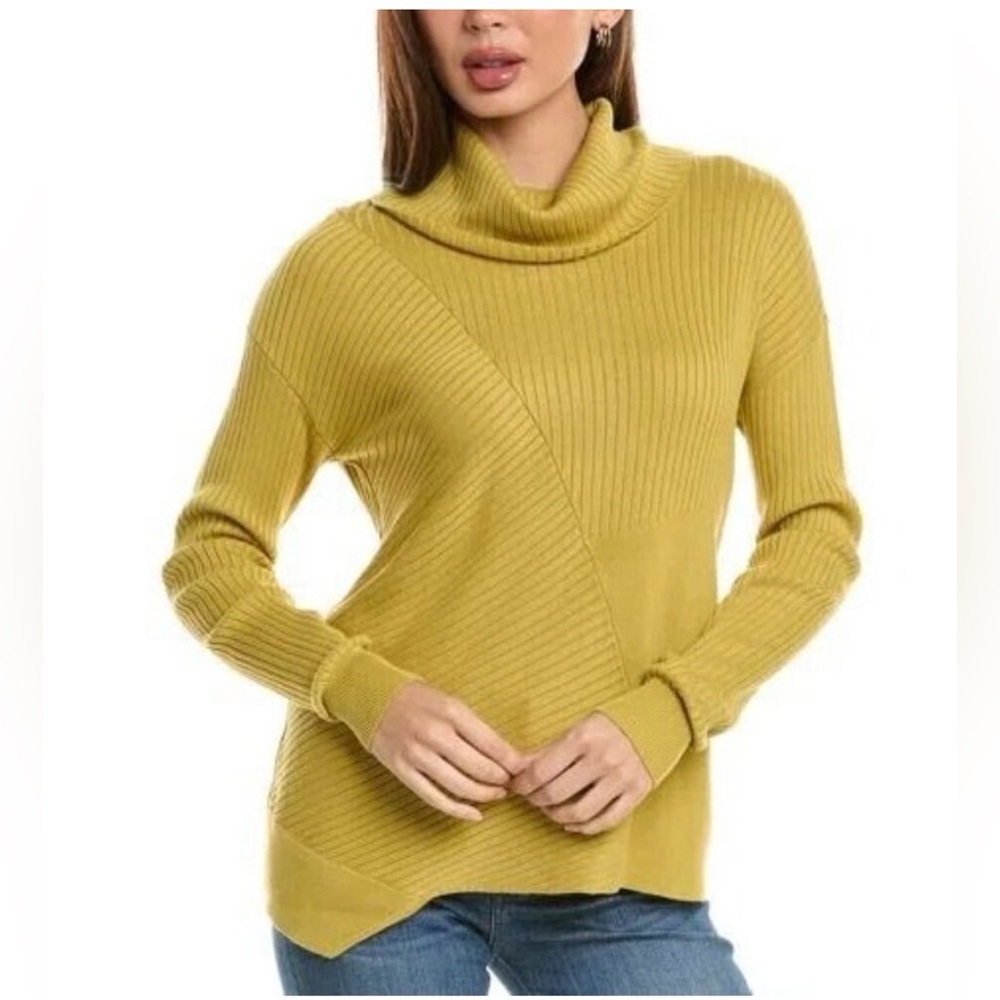 Cabi Happy Pullover Sweater - Size Medium. Style 4627
